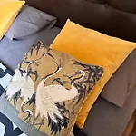 Africa アパート ワルシャワ