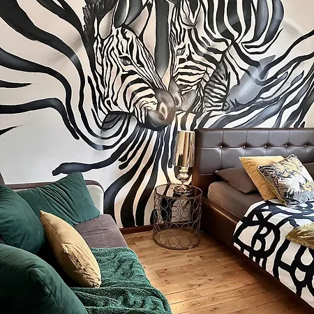 Apartament Africa *